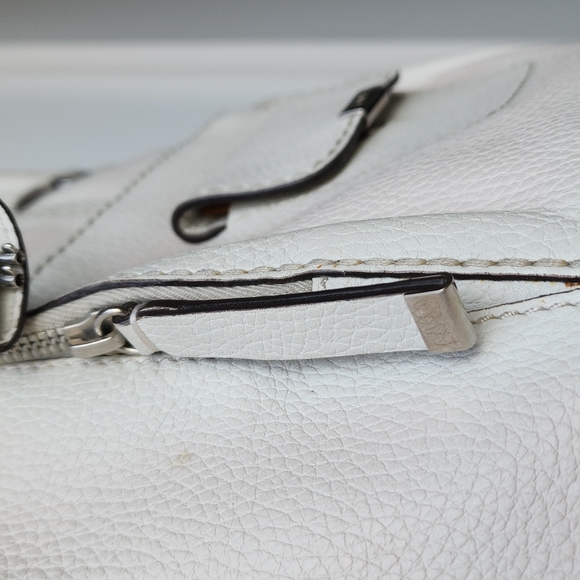 Tod's Leather Front Pocket Tote Bag - Picture 7 of 15